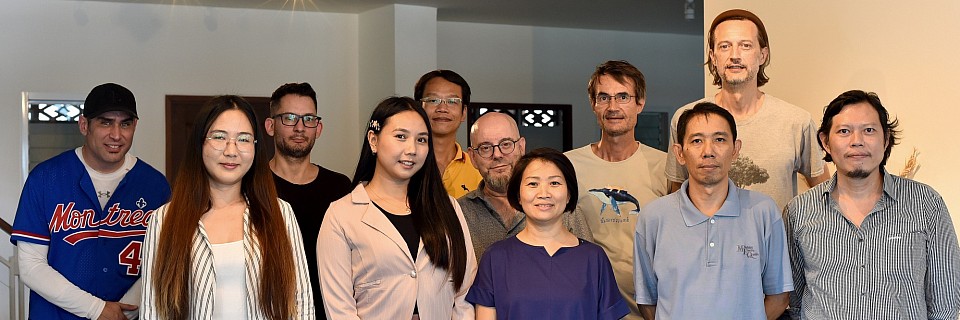 Основният екип на Simple Different